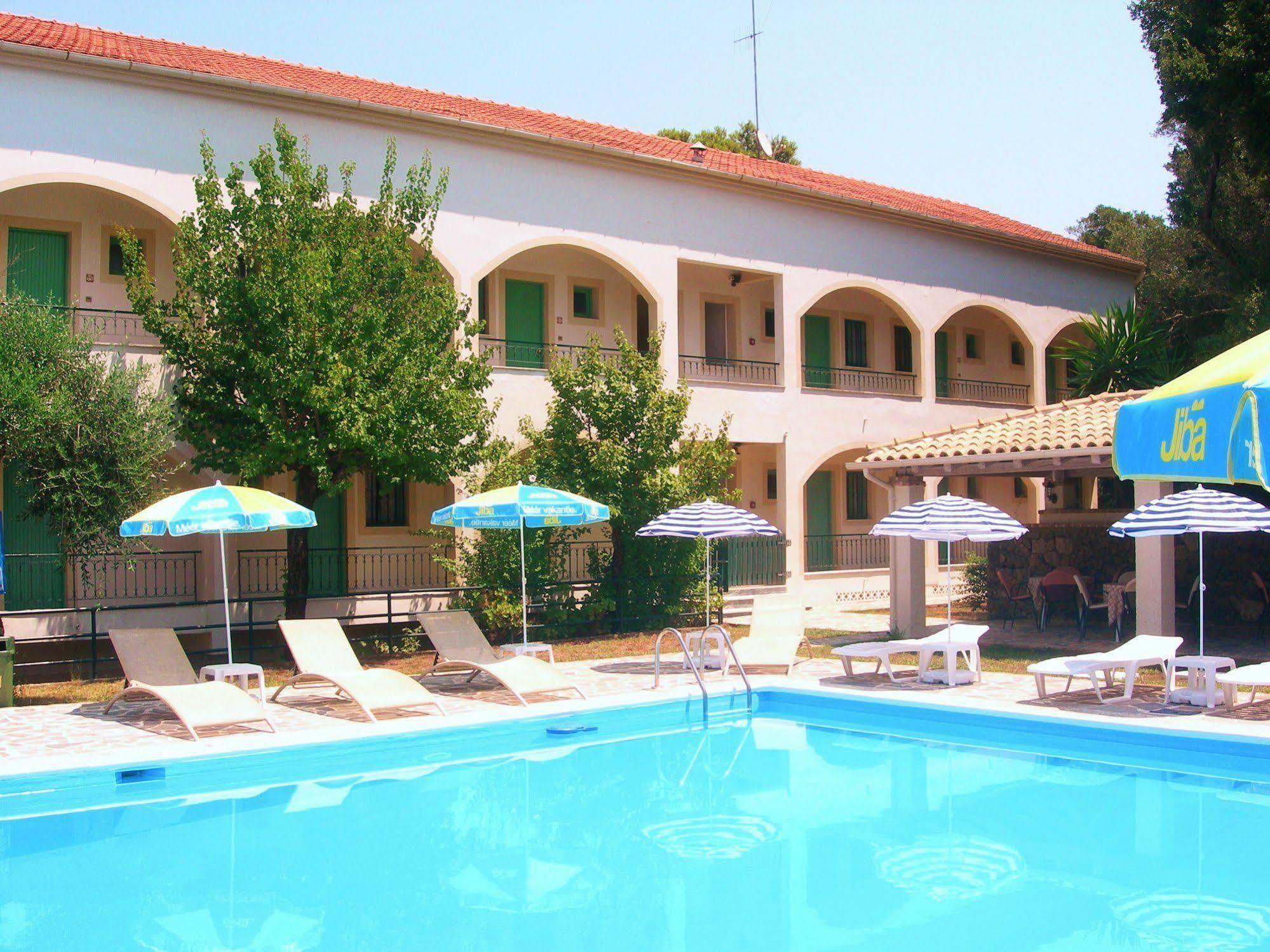 Villa Karmar Hotel Apartments Δασιά Εξωτερικό φωτογραφία